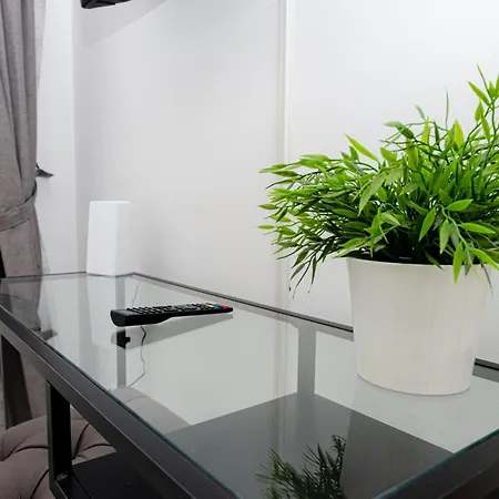 Vivimihome - Crespi House A 3 Minuti Dalla Metro Milan Exterior photo